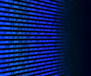 W cyberprzestrzeni zatarła się granica między pokojem a konfliktem 