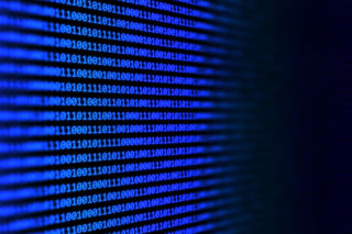 W cyberprzestrzeni zatarła się granica między pokojem a konfliktem 