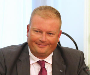 Emerycie! Oto posłowie, którzy nie chcieli dać Ci 14. emerytury