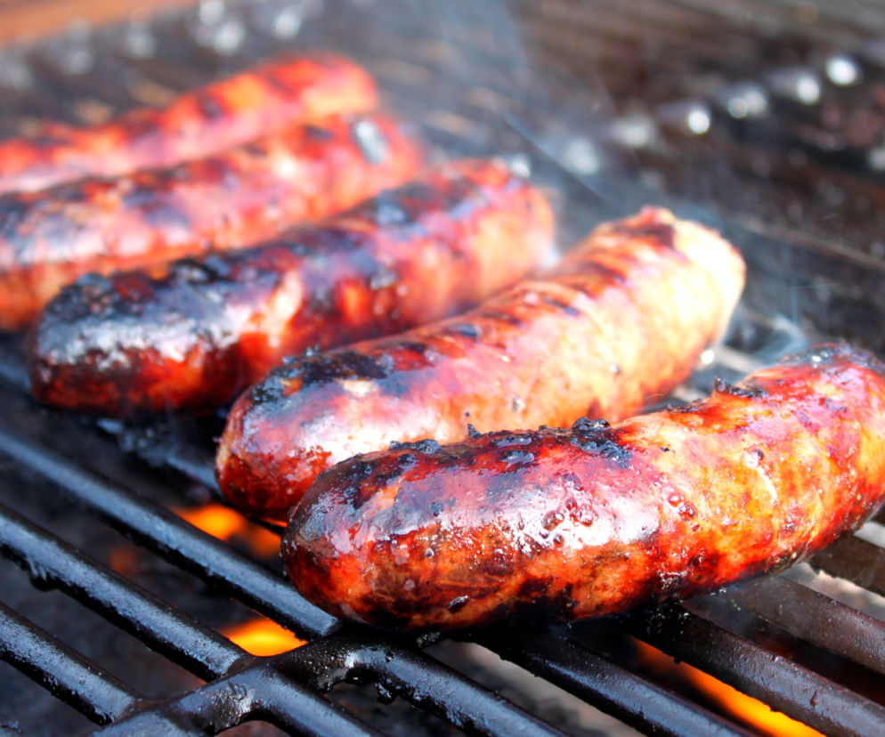 Kiełbasa z grilla zabija jak papierosy