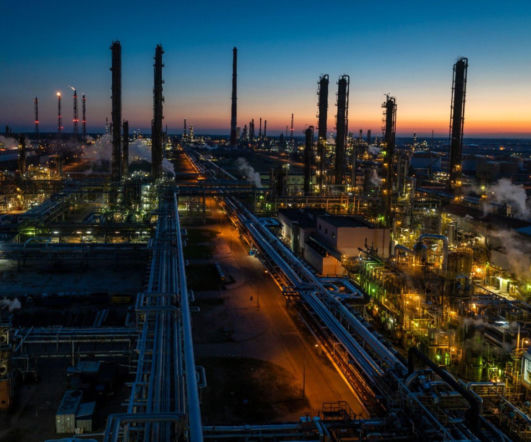 Ogromny transport dla Orlenu przejedzie ulicami Płocka. Kierowcy muszą uważać