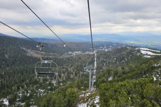 Ostatnia szansa na narty i apel o ostrożność w górach