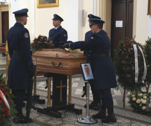 Piotr ubrał mundur, ucałował rodzinę i wyszedł do pracy. Jego serce nagle przestał bić