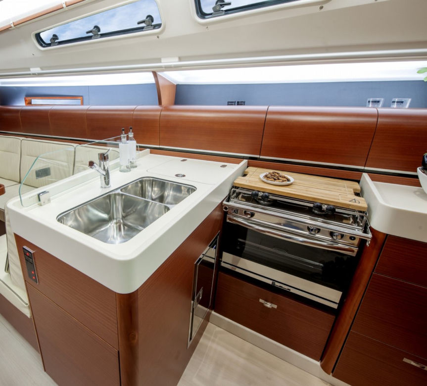 Ekskluzywne jachty firmy Dehler - model Dehler 42