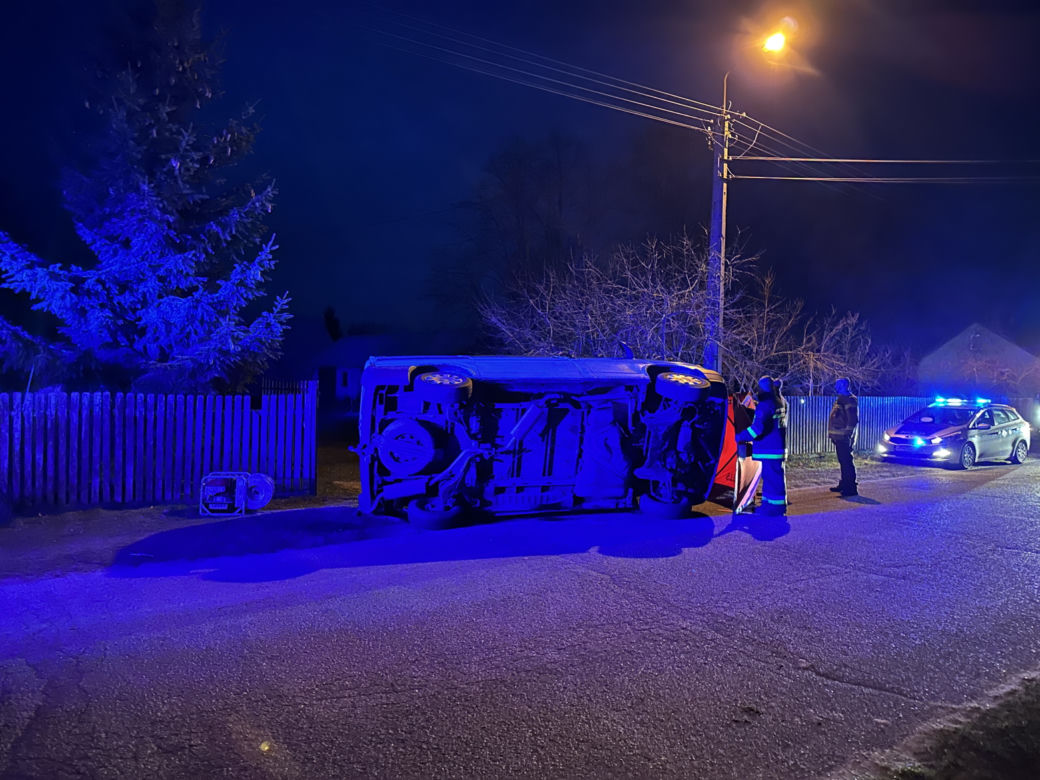 Zginął zmiażdżony przez busa pod własnym domem! Tragedia pod Łochowem