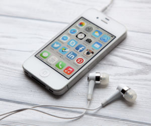 iPhone 4
