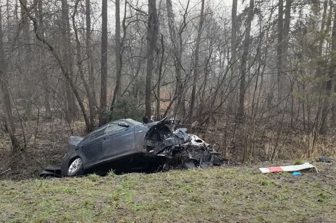 Śmiertelny wypadek pod Radomskiem! Ciało 31-latka leżało obok 25-latki [ZDJĘCIA].