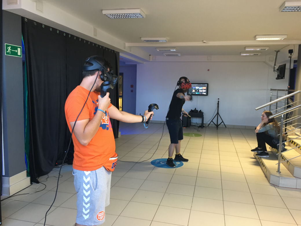 ESC w Magic VR