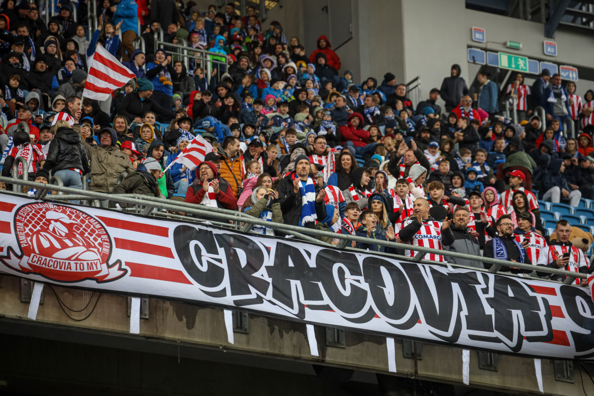 Lech Poznań - Cracovia. Tak bawili się kibice przy Bułgarskiej