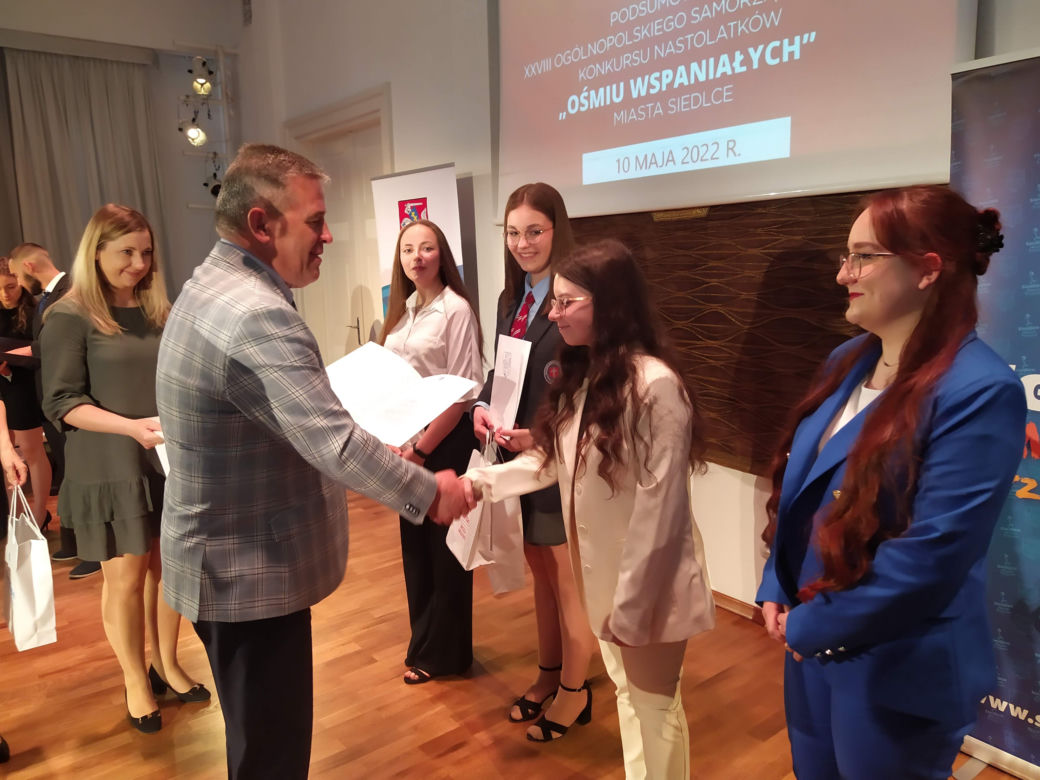 Laureaci i wyróżnieni w konkursie "Ośmiu Wspaniałych" w Siedlcach w 2022 roku - fotorelacja