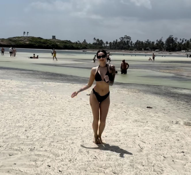 Gwiazdy w bikini na święta