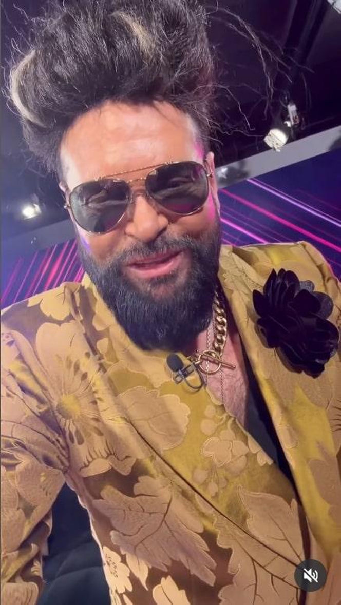 Fryzura Rutkowskiego żyje własnym życiem. Szok, co teraz znalazło się na jego głowie