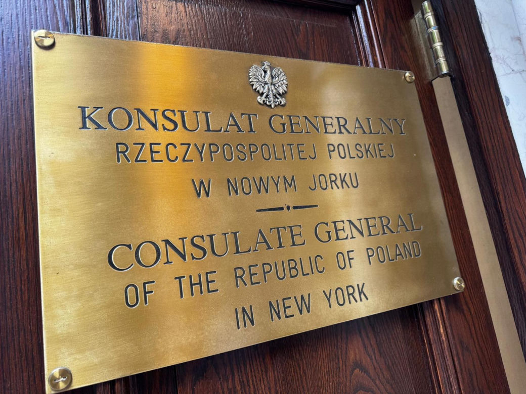 Polacy głosują w wyborach prezydenckich w USA