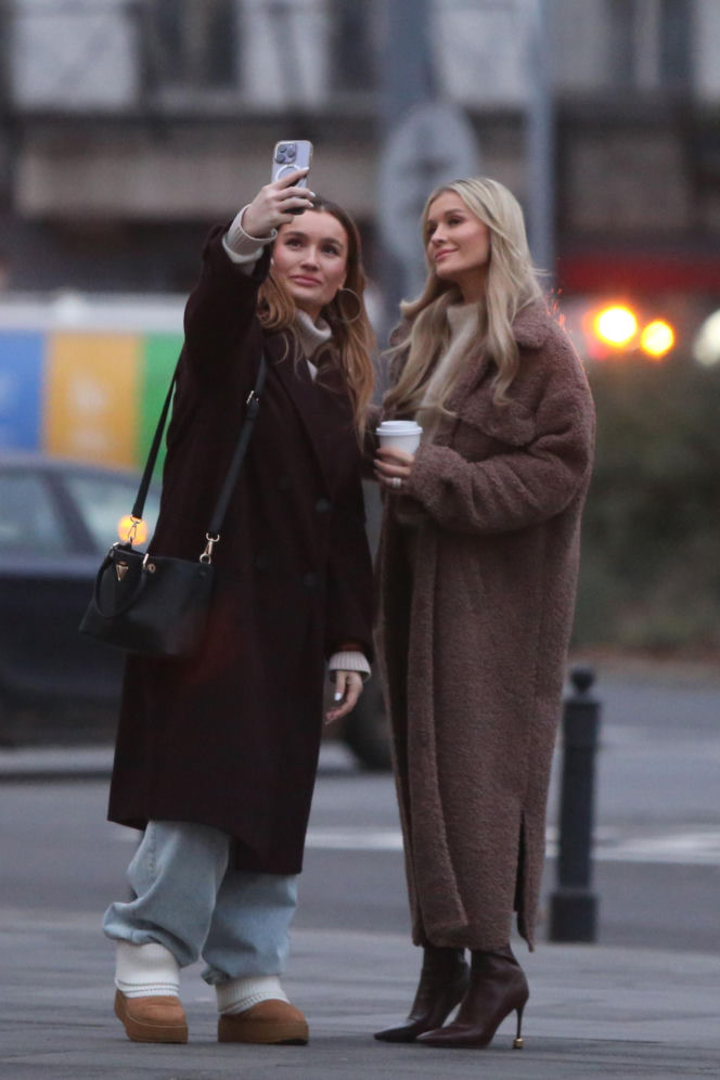 Joanna Krupa z siostrą Martą. Zjadły w mlecznym i poszły po patelnię