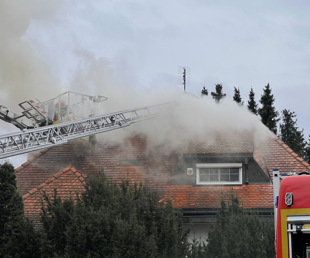 Potężny pożar w Łomiankach