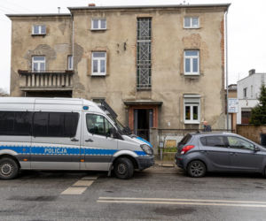 Przebiła nożem serce córeczki