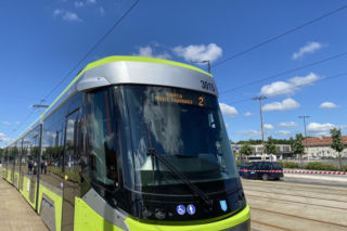 Olsztyn: Reanimacja w tramwaju! Funkcje życiowe ustały. Motorniczy w akcji