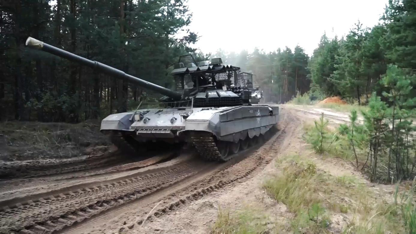 Ćwiczenia Zapad 25 tuż za granicą