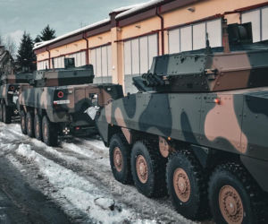 Kolejne partie nowego sprzętu. Brygada Strzelców Podhalańskich odebrała nowe KTO Rosomak z ZSSW-30