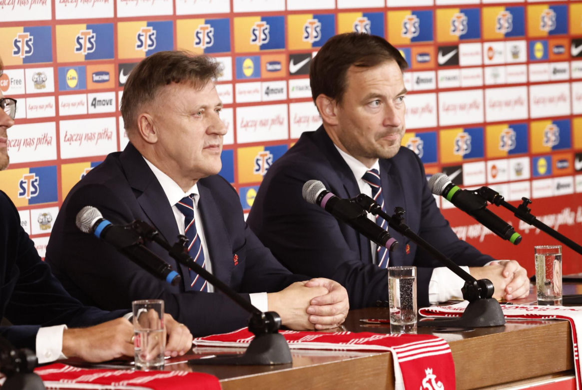 Cezary Kulesza i sekretarz Łukasz Wachowski ogłosili nowego sponsora PZPN