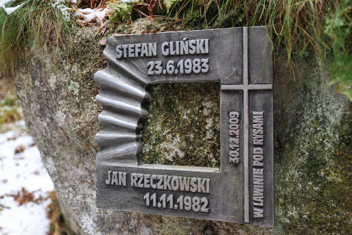 Wyjątkowy cmentarz w Tatrach Wysokich. „Umarłym na pamiątkę, żyjącym ku przestrodze”