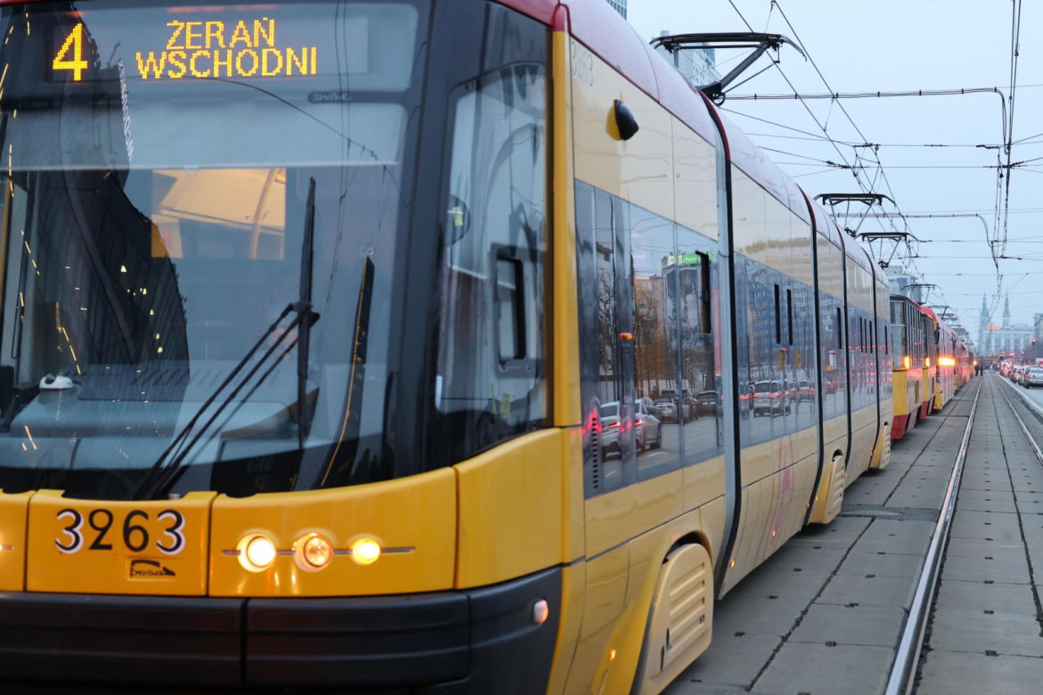 Tramwaj potrącił pieszego w Warszawie (28.11.2023)