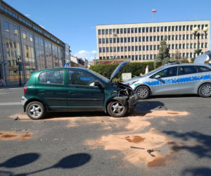 Zderzenie dwóch aut w Siedlcach! Sprawca wypadku w szpitalu