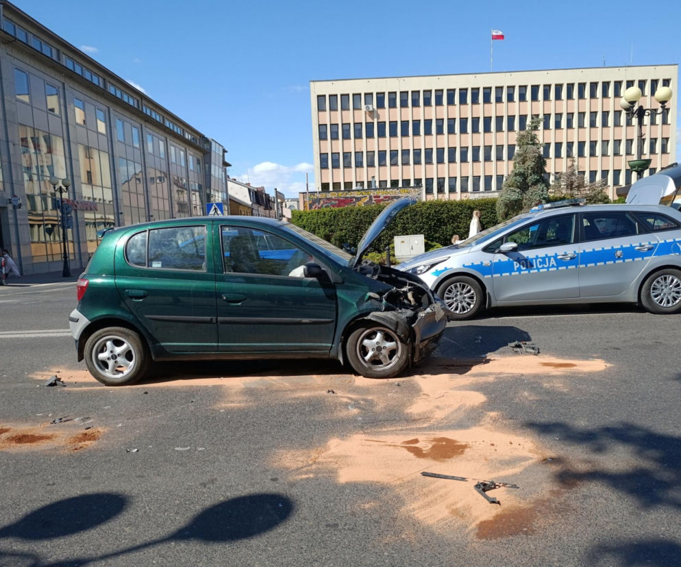 Zderzenie dwóch aut w Siedlcach! Sprawca wypadku w szpitalu
