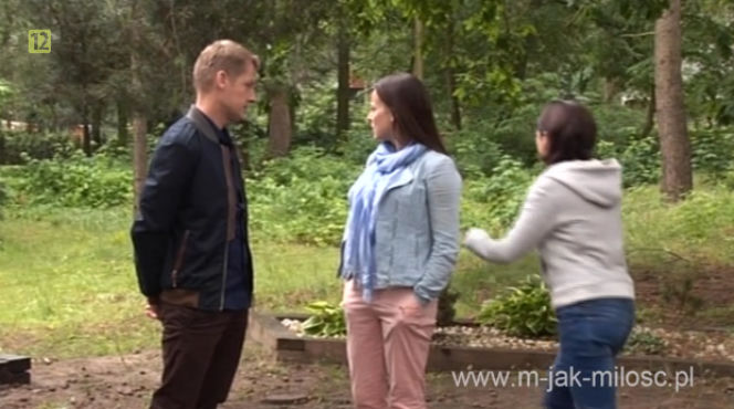 M jak miłość Kinga Zduńska (Katarzyna Cichopek), Paweł (Rafał Mroczek), Madzia (Anna Mucha)