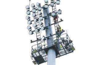 Wymiana oświetlenia na stadionie Smoczyka w Lesznie