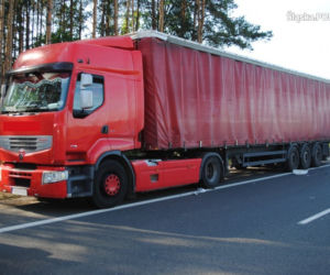Śmiertelne zderzenie Sprintera z TIR-em
