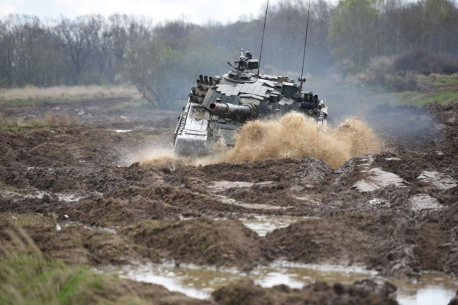 "Zawiszacy" za sterami legendy. Nowi kierowcy czołgów PT-91 w 15. Brygadzie