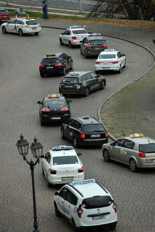 Szczecin: Protest właścicieli taxi