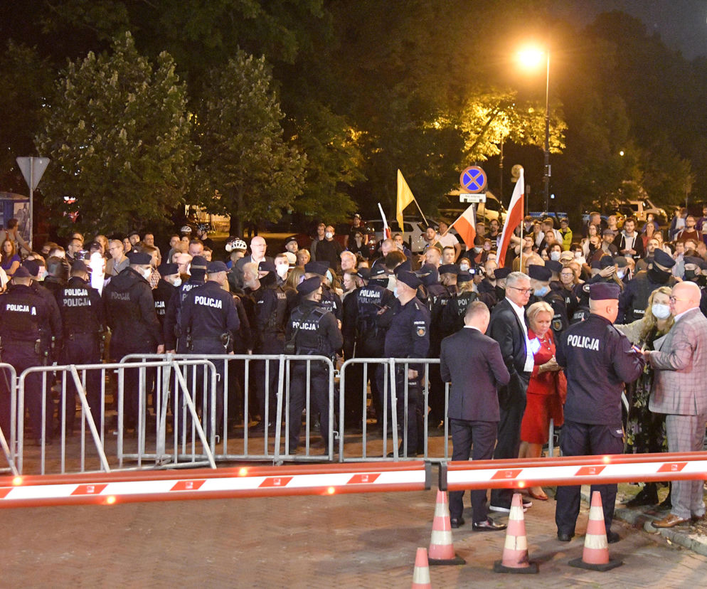 Lex TVN. Protesty pod Sejmem