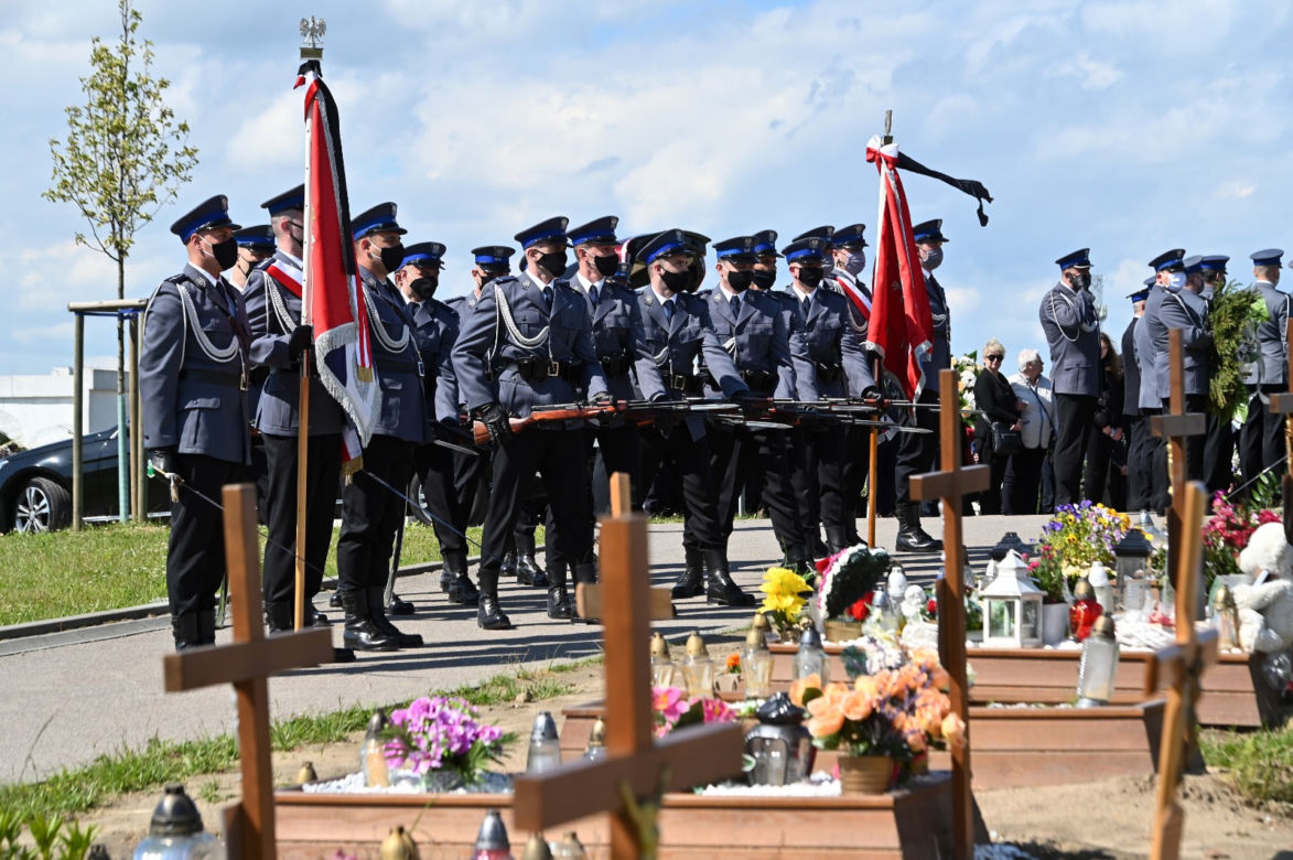 Pogrzeb policjanta, który zginął w wyniku wypadku w Gdyni