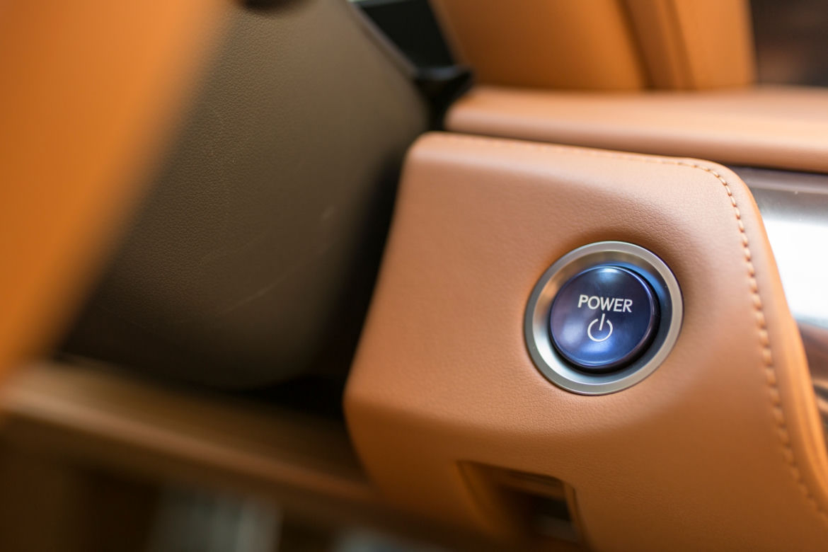 Lexus LC500 5.0 V8 477 KM Carbon