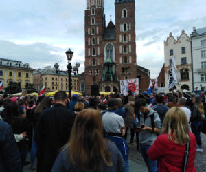 Protest antycovidowy w Krakowie