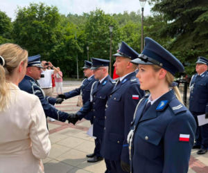 Święto Policji w Starachowicach. Uroczyste awanse, rodzinny piknik i podziękowania
