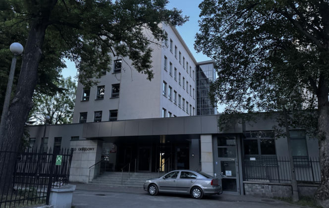 Lubelskie. Podpalił 26-latka i pastwił się nad nim kilkanaście godzin. Ofiara nie żyje