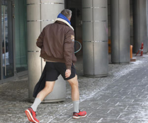 Maciej Dowbor wystawił nogi na mróz