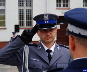 Nowi oficerowie w warmińsko-mazurskiej policji. Czekali na to kilkanaście miesięcy [ZDJĘCIA]