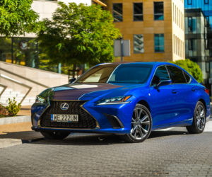 Lexus ES300h F Sport