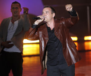 Zaczynał od rocka, dziś jest królem disco polo. Tak przez lata zmieniał się Radek Liszewski