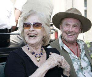 Daniel Olbrychski utrzymuje kontakt z Beatą Tyszkiewicz. Zdradził kulisy ich relacji