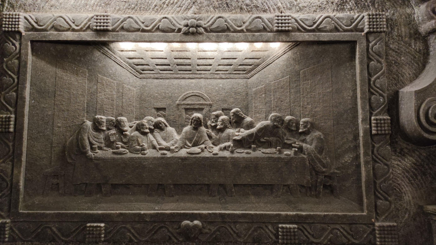 Podziemne przeprawy łodzią i ukryte skarby. Oto małopolskie kopalnie soli w Bochni i Wieliczce!