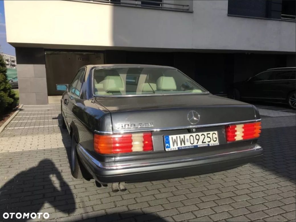 Mercedes 500 SEC - auto Kamila Durczoka