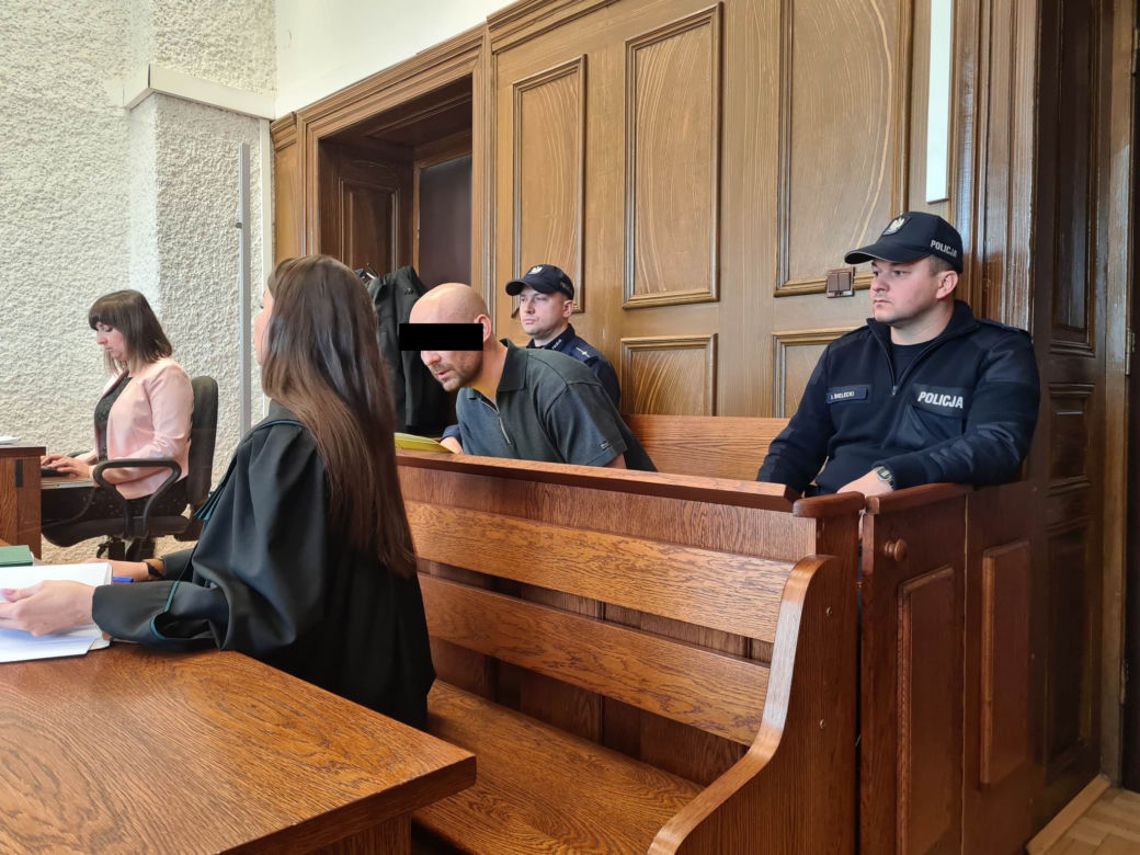 Zabójstwo na ul. Czudeckiej w Rzeszowie. Ruszył proces Arkadiusza M. [GALERIA]