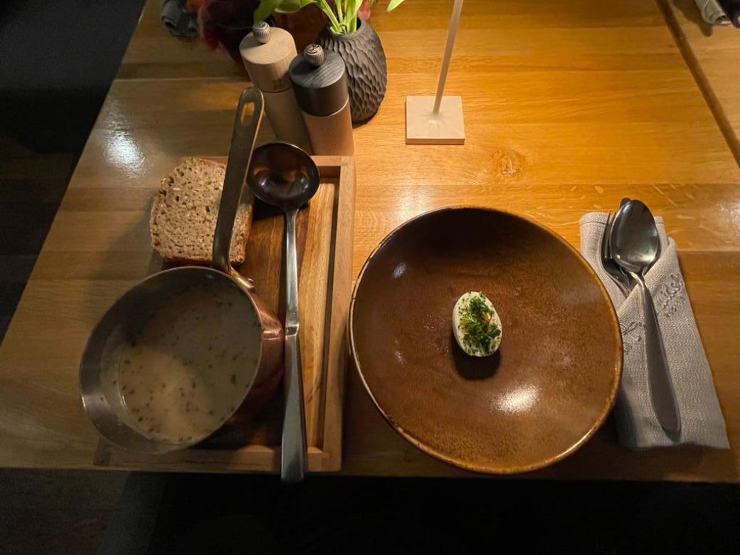 "A nóż widelec" to restauracja z rekomendacją Michelin