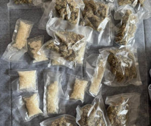 Policjanci z Bydgoszczy odkryli narkotykowy magazyn w jednym z bloków na terenie miasta