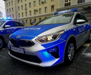 Trzy nowe radiowozy Kia Ceed dla podlaskiej Policji 